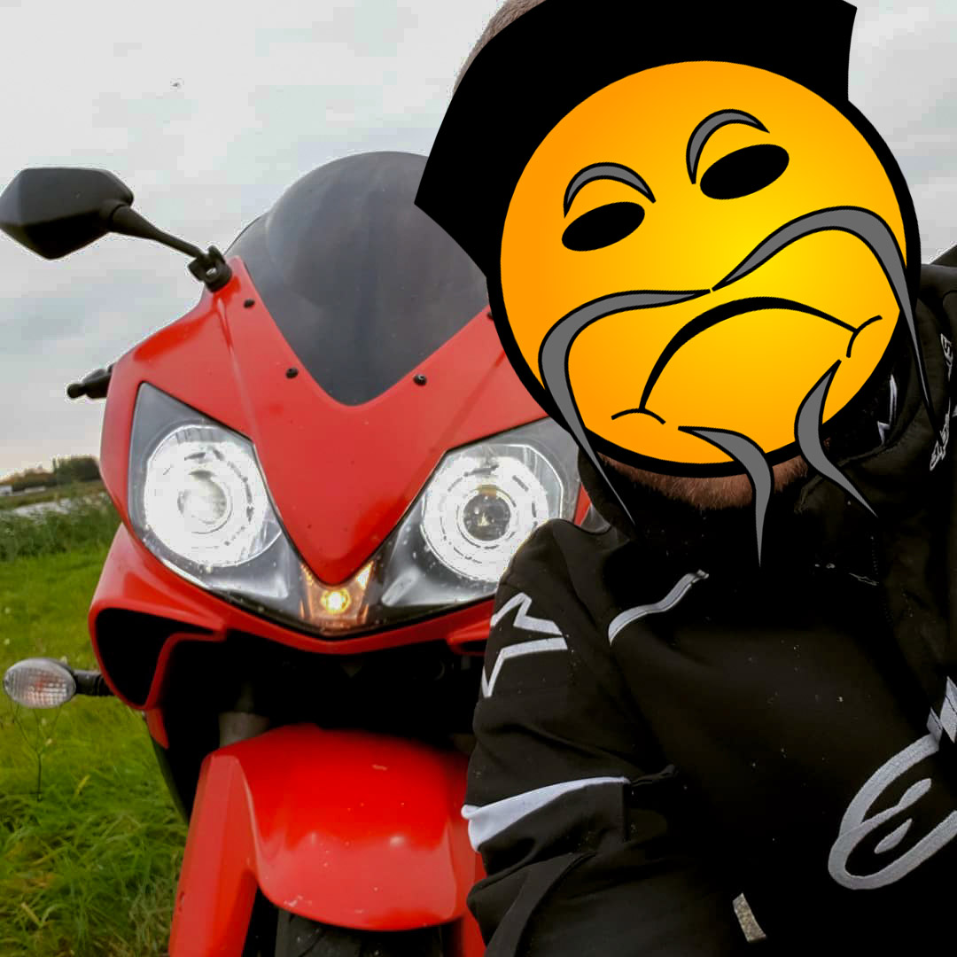 Nowa czarna szyba do moto przód